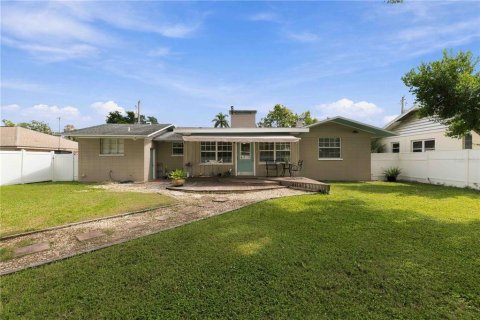 Villa ou maison à vendre à Bradenton, Floride: 2 chambres, 140.93 m2 № 2429155 - photo 24