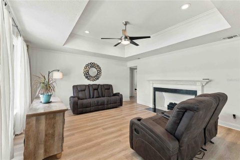 Villa ou maison à vendre à Bradenton, Floride: 2 chambres, 140.93 m2 № 2429155 - photo 5