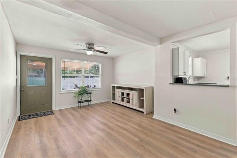 Villa ou maison à vendre à Bradenton, Floride: 2 chambres, 140.93 m2 № 2429155 - photo 14