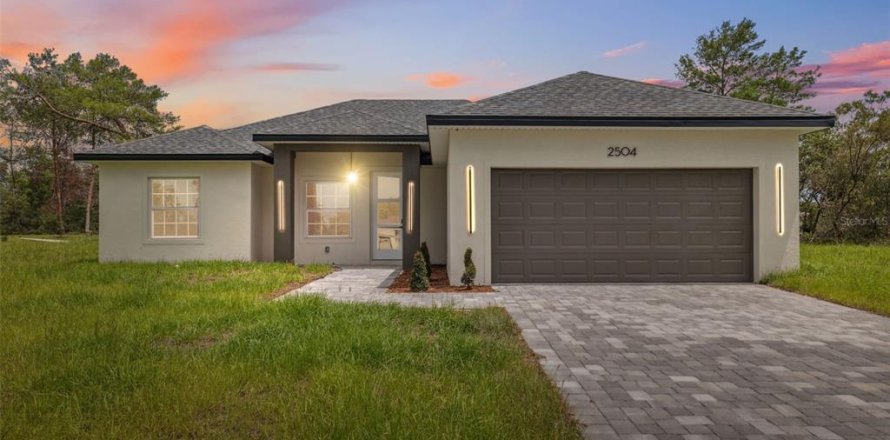 House in Ocala, Florida 4 bedrooms, 162.67 sq.m. № 1832551