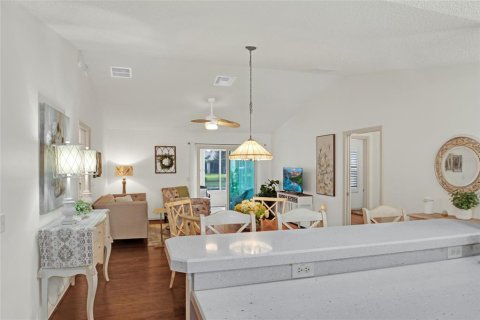 House in The Villages, Florida 3 bedrooms, 115.2 sq.m. № 1826258 - photo 8