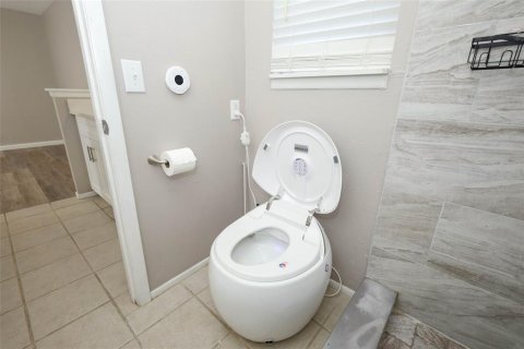 House in Orlando, Florida 3 bedrooms, 108.23 sq.m. № 2216364 - photo 21