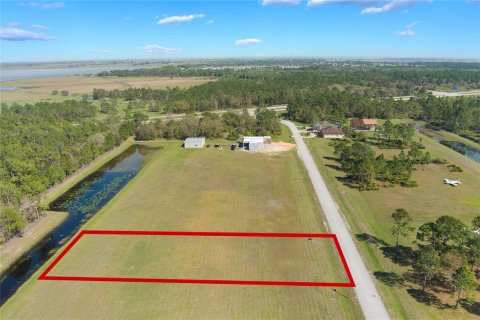 Land in Frostproof, Florida № 1548517 - photo 1