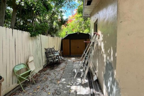 Casa en venta en Deerfield Beach, Florida, 4 dormitorios, 117.89 m2 № 2245872 - foto 9