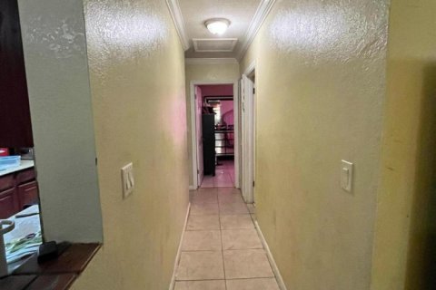 Casa en venta en Deerfield Beach, Florida, 4 dormitorios, 117.89 m2 № 2245872 - foto 14