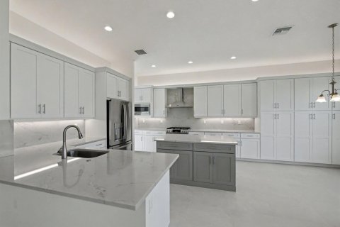 Casa en venta en Port St. Lucie, Florida, 3 dormitorios, 255.76 m2 № 2188037 - foto 10