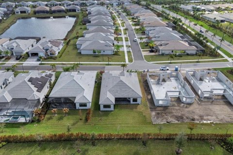 Casa en venta en Port St. Lucie, Florida, 3 dormitorios, 255.76 m2 № 2188037 - foto 3