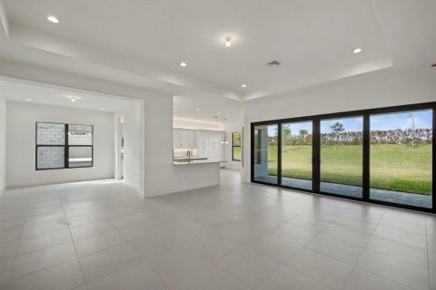 Casa en venta en Port St. Lucie, Florida, 3 dormitorios, 255.76 m2 № 2188037 - foto 9
