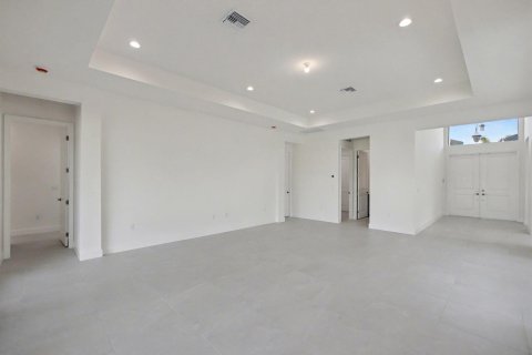 Casa en venta en Port St. Lucie, Florida, 3 dormitorios, 255.76 m2 № 2188037 - foto 8