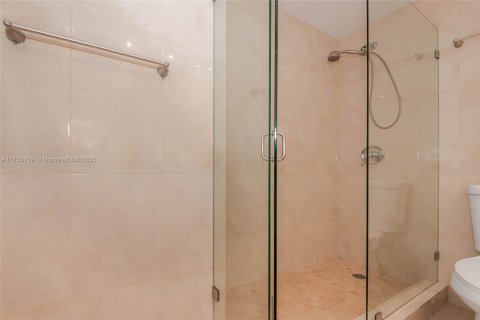 Купить кондоминиум в Холливуд, Флорида 1 спальня, 79.9м2, № 2088685 - фото 26