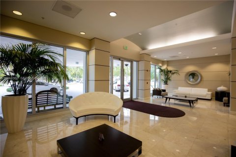 Condo in Sunny Isles Beach, Florida, 2 bedrooms  № 2003578 - photo 22