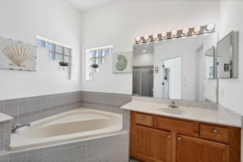 Villa ou maison à vendre à Venice, Floride: 4 chambres, 205.22 m2 № 1663347 - photo 12