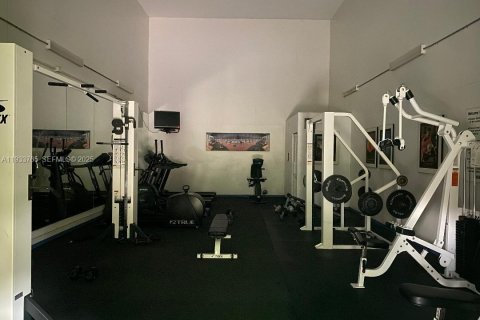 Condominio en alquiler en Sunrise, Florida, 1 dormitorio, 70.05 m2 № 1992040 - foto 20