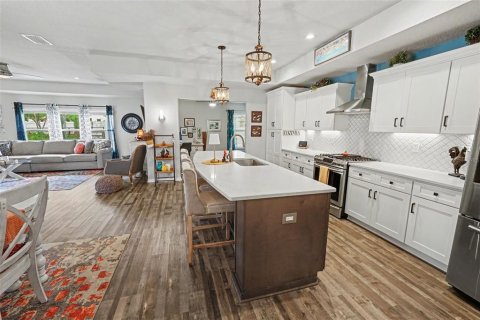 Casa en venta en Spring Hill, Florida, 3 dormitorios, 187.29 m2 № 2216279 - foto 9