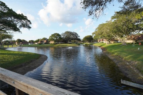 Villa ou maison à vendre à Palm Beach Gardens, Floride: 2 chambres № 2080338 - photo 12