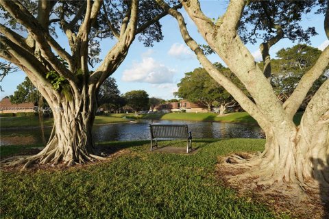 Villa ou maison à vendre à Palm Beach Gardens, Floride: 2 chambres № 2080338 - photo 13