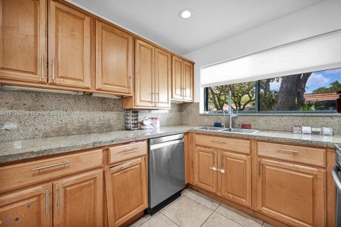 Casa en venta en Hollywood, Florida, 2 dormitorios, 255.48 m2 № 1970710 - foto 21