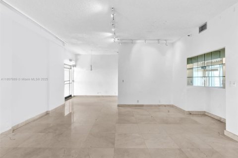 Copropriété à vendre à Aventura, Floride: 2 chambres, 213.49 m2 № 1747960 - photo 10