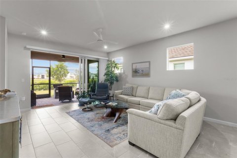 House in Venice, Florida 2 bedrooms, 147.9 sq.m. № 2396289 - photo 15