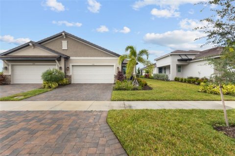 House in Venice, Florida 2 bedrooms, 147.9 sq.m. № 2396289 - photo 2