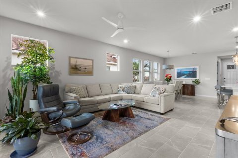 House in Venice, Florida 2 bedrooms, 147.9 sq.m. № 2396289 - photo 18