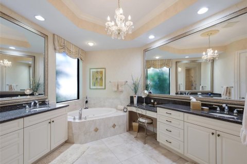 Villa ou maison à vendre à Lakewood Ranch, Floride: 3 chambres, 302.68 m2 № 2430696 - photo 26
