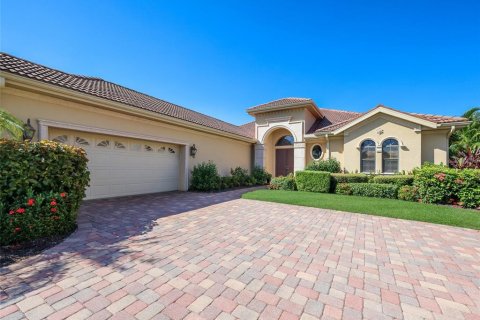 Villa ou maison à Lakewood Ranch, Floride 3 chambres, 302.68 m2 № 2430696