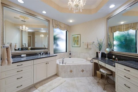 Villa ou maison à vendre à Lakewood Ranch, Floride: 3 chambres, 302.68 m2 № 2430696 - photo 27