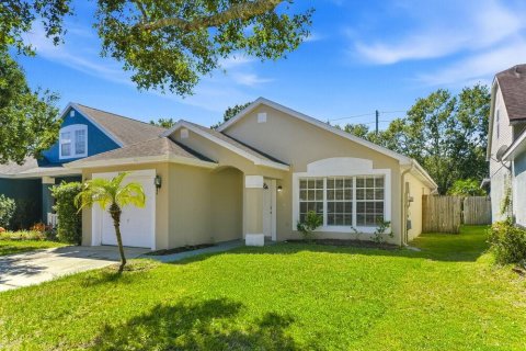 Villa ou maison à louer à Orlando, Floride: 3 chambres, 123.84 m2 № 2389339 - photo 2