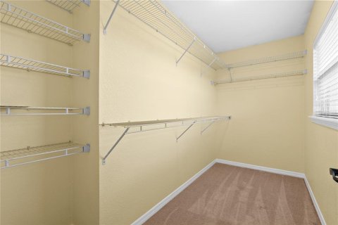 House in Fish Hawk, Florida 3 bedrooms, 144.83 sq.m. № 1744170 - photo 17