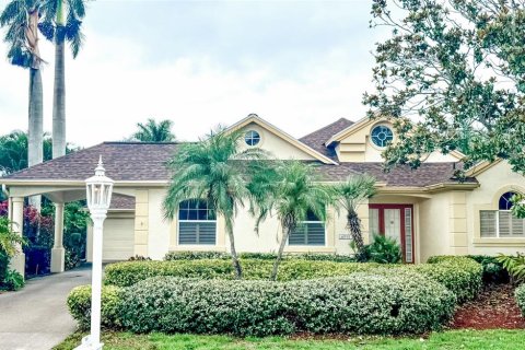 House in Bradenton, Florida 4 bedrooms, 209.12 sq.m. № 1900789 - photo 1