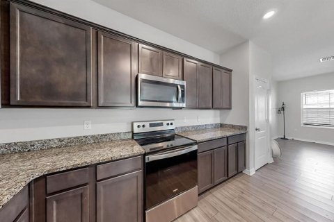 House in Brooksville, Florida 5 bedrooms, 209.12 sq.m. № 1917612 - photo 8