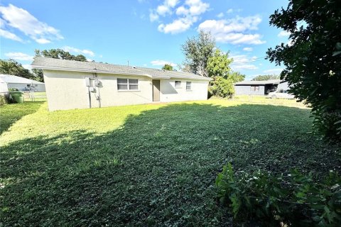Villa ou maison à vendre à Sarasota, Floride: 3 chambres, 111.58 m2 № 2416923 - photo 23