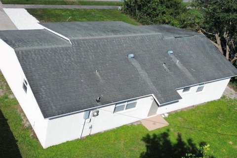 Villa ou maison à vendre à Sarasota, Floride: 3 chambres, 111.58 m2 № 2416923 - photo 20