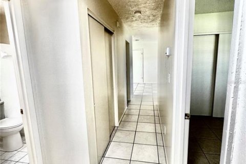 Villa ou maison à vendre à Sarasota, Floride: 3 chambres, 111.58 m2 № 2416923 - photo 18