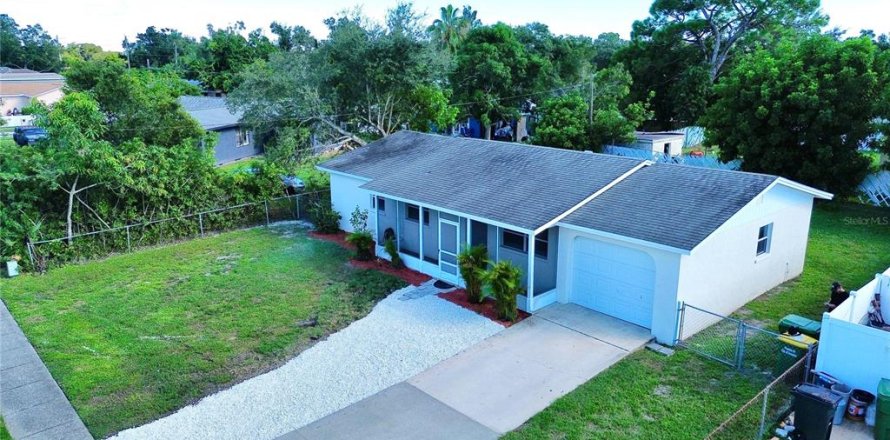 Villa ou maison à Sarasota, Floride 3 chambres, 111.58 m2 № 2416923