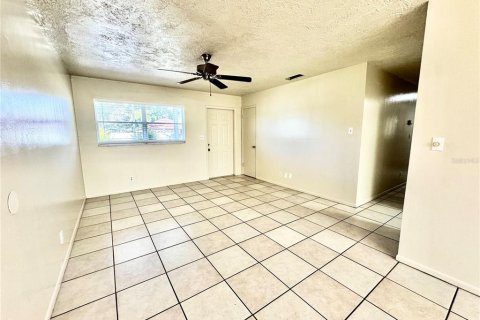 Villa ou maison à vendre à Sarasota, Floride: 3 chambres, 111.58 m2 № 2416923 - photo 5