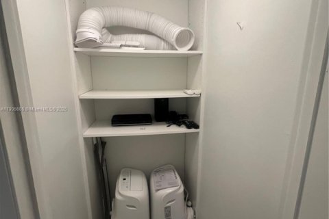 Condominio en alquiler en Miami Beach, Florida, 1 dormitorio, 60.85 m2 № 1967815 - foto 10