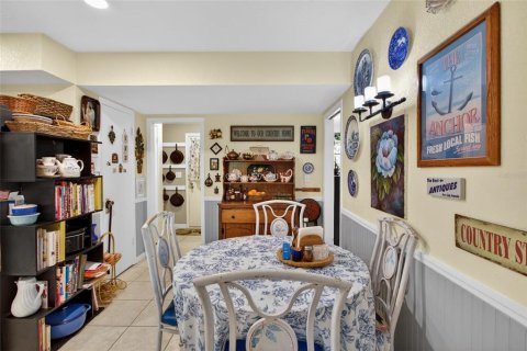 House in Sun City Center, Florida 3 bedrooms, 218.69 sq.m. № 2097019 - photo 23