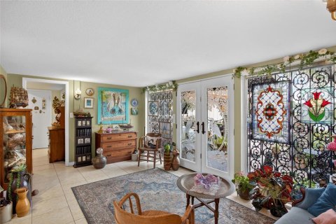 House in Sun City Center, Florida 3 bedrooms, 218.69 sq.m. № 2097019 - photo 12