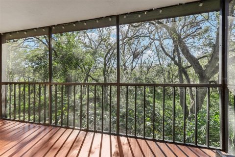 Condo in Temple Terrace, Florida, 2 bedrooms  № 1734772 - photo 30