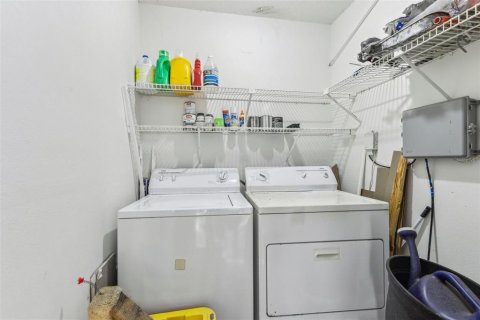Condo in Temple Terrace, Florida, 2 bedrooms  № 1734772 - photo 29