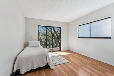 Condo in Temple Terrace, Florida, 2 bedrooms  № 1734772 - photo 24