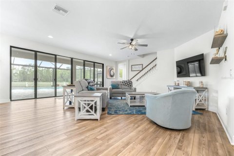 Casa en venta en Land O' Lakes, Florida, 5 dormitorios, 329.34 m2 № 1838556 - foto 19