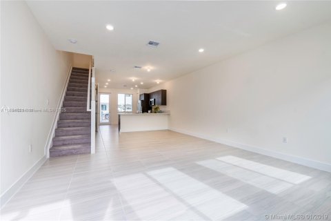 Copropriété à vendre à Doral, Floride: 3 chambres, 122.82 m2 № 1872491 - photo 2