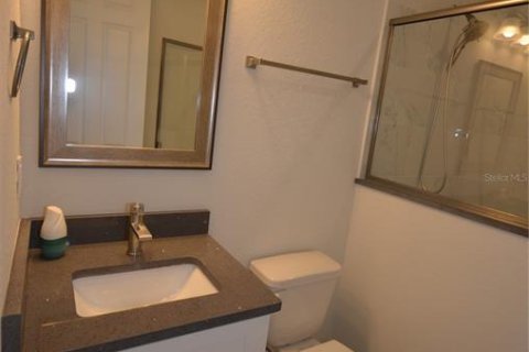 Commercial property in Port Charlotte, Florida 5 bedrooms, 243.31 sq.m. № 2217940 - photo 15