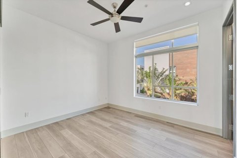 Adosado en alquiler en Sarasota, Florida, 3 dormitorios, 235.14 m2 № 1837787 - foto 25