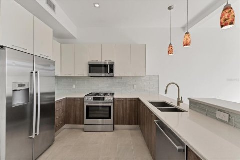 Adosado en alquiler en Sarasota, Florida, 3 dormitorios, 235.14 m2 № 1837787 - foto 10