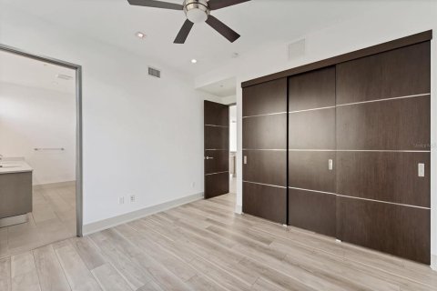 Adosado en alquiler en Sarasota, Florida, 3 dormitorios, 235.14 m2 № 1837787 - foto 27