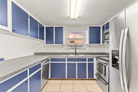 Villa ou maison à louer à Edgewater, Floride: 2 chambres, 110 m2 № 1901575 - photo 13